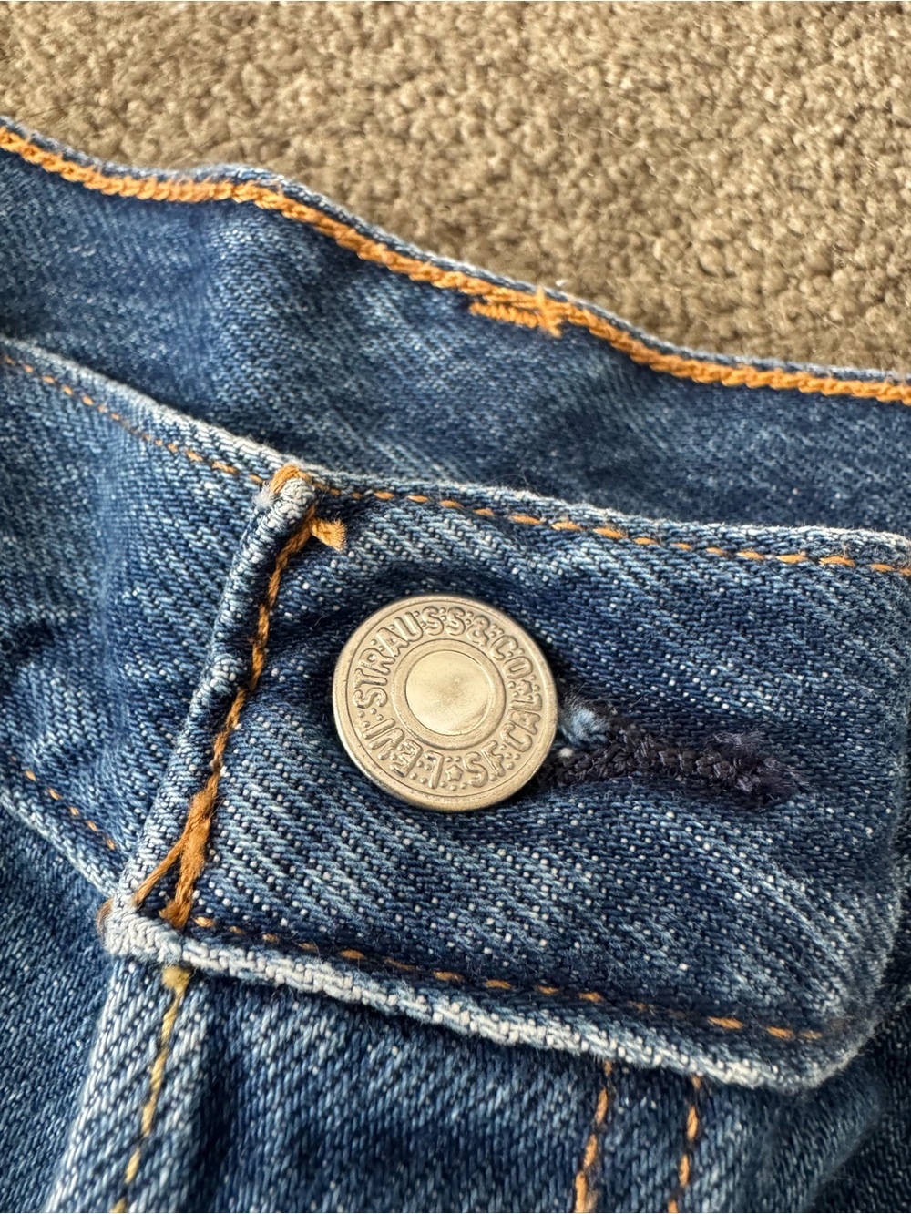 Levi’s 501 Denim Shorts - Picture 4 of 16